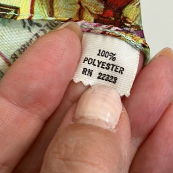 Vtg Renaar-Hollyvogue square polyester scarf with early 1900s pictures or ads - Picture 9 of 12